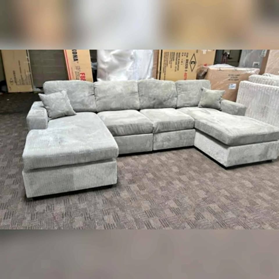 F8450 4pc. Dual Chaise Sectional