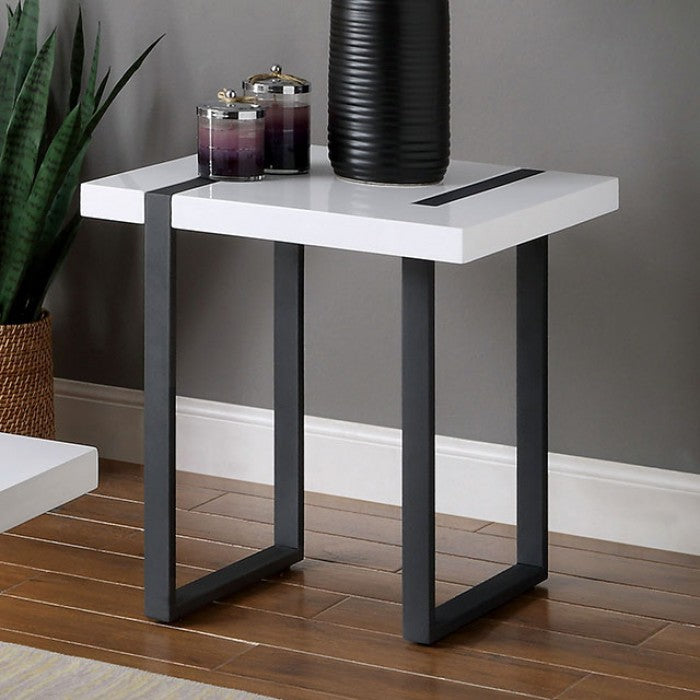 Eimearr End Table